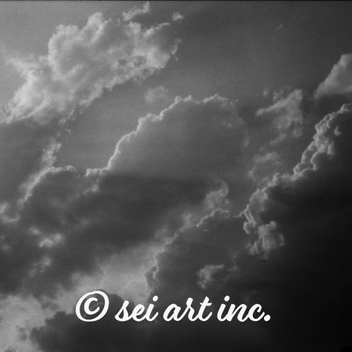 Light Rays through Clouds (B&W) | 雲から差す光 モノクロ