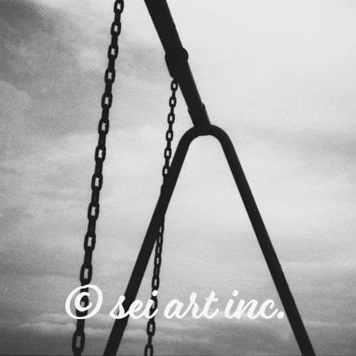 Swing (B&W) | ブランコ モノクロ