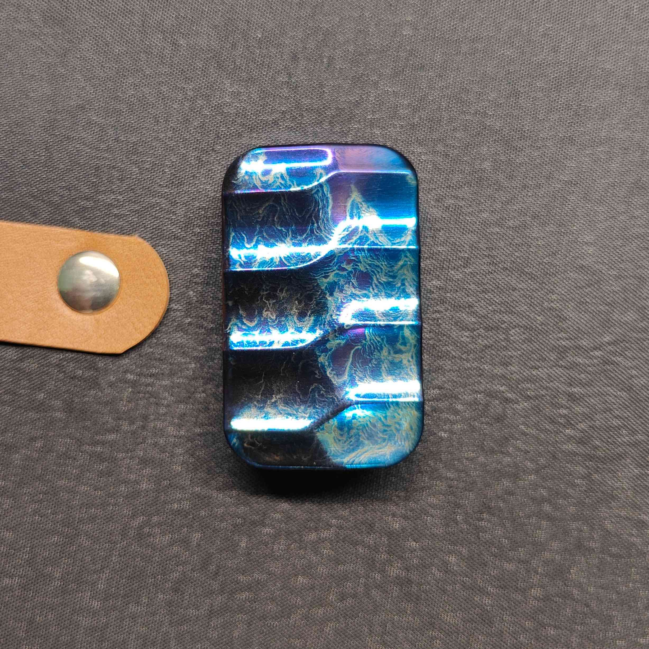 フィジェットを買うならどこ？専門店・フリマアプリの比較