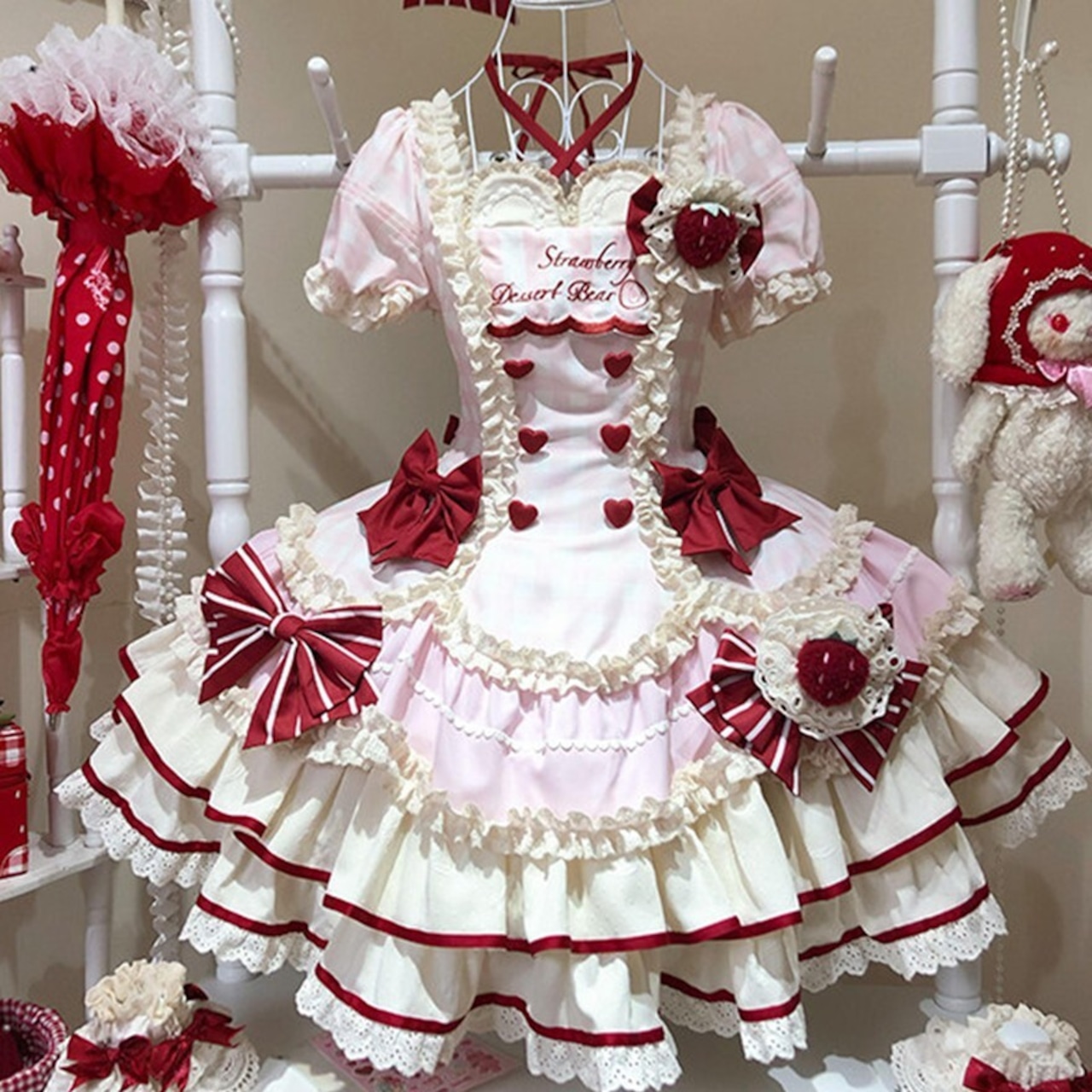 ロリィタの夏にレースを減らしても可愛い?装飾を引き算して涼しく楽しむコツ