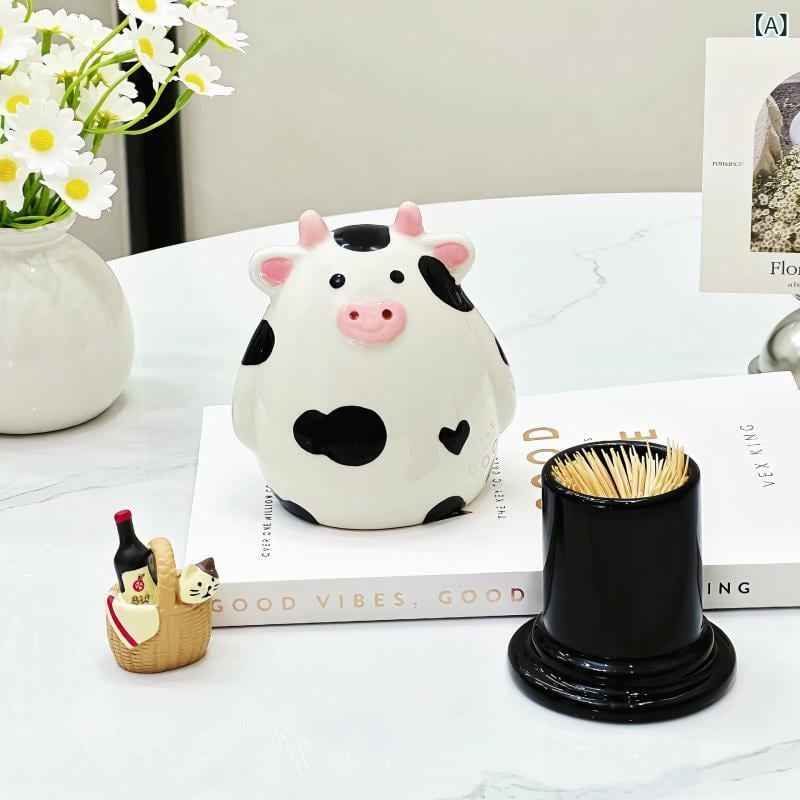 「卓上に癒やしを。牛さんキャラクターの陶器製・爪楊枝入れが可愛すぎる