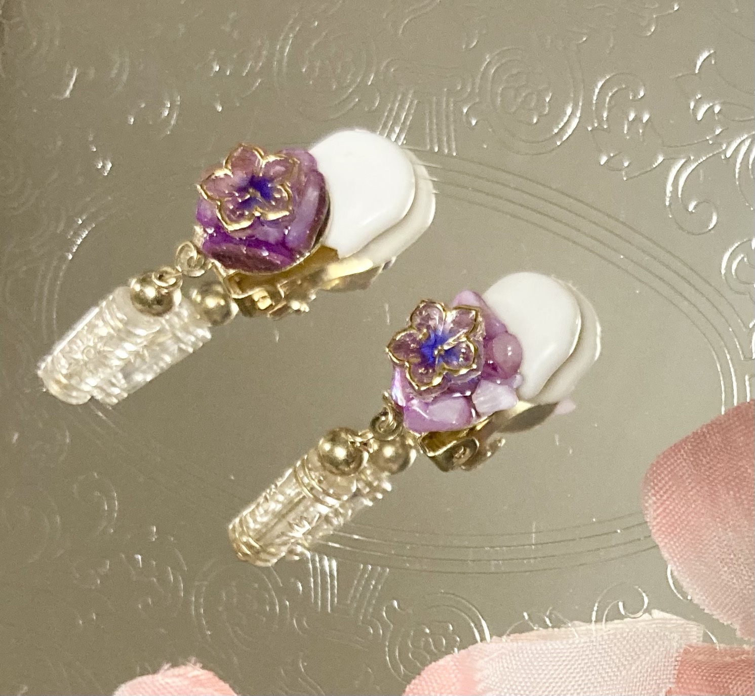 ハイカラ猫のイヤリング(物語・1話)