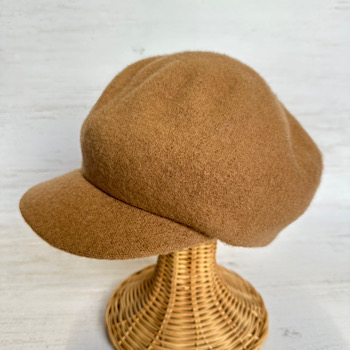 ウール混キャスケット｜丸みシルエットで冬コーデに馴染む帽子