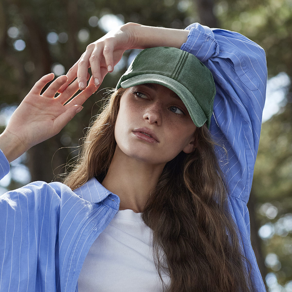 キャップが似合わないと感じる人へ|印象が変わる被り方