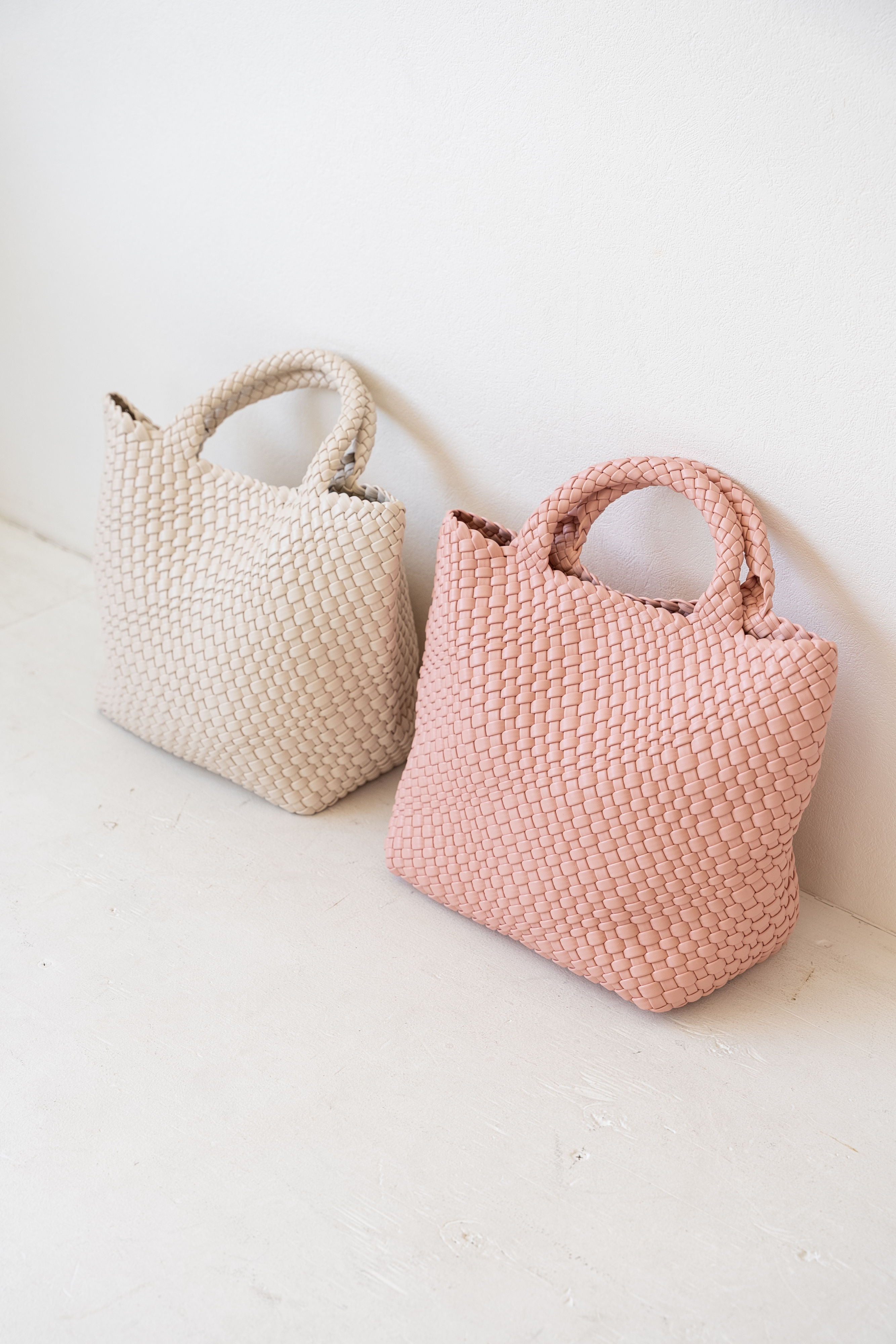 NER BAG:夏のシンプルコーデに映えるmesh tote bag✨🍉