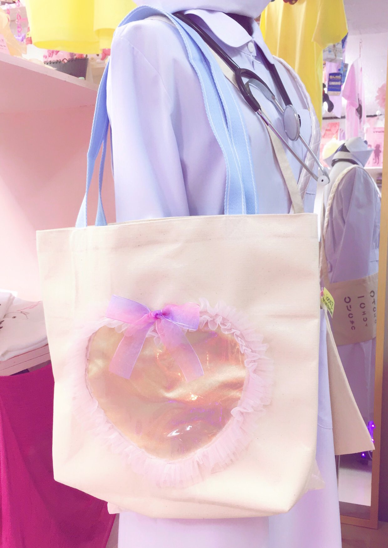金曜日から魔法少女展♡