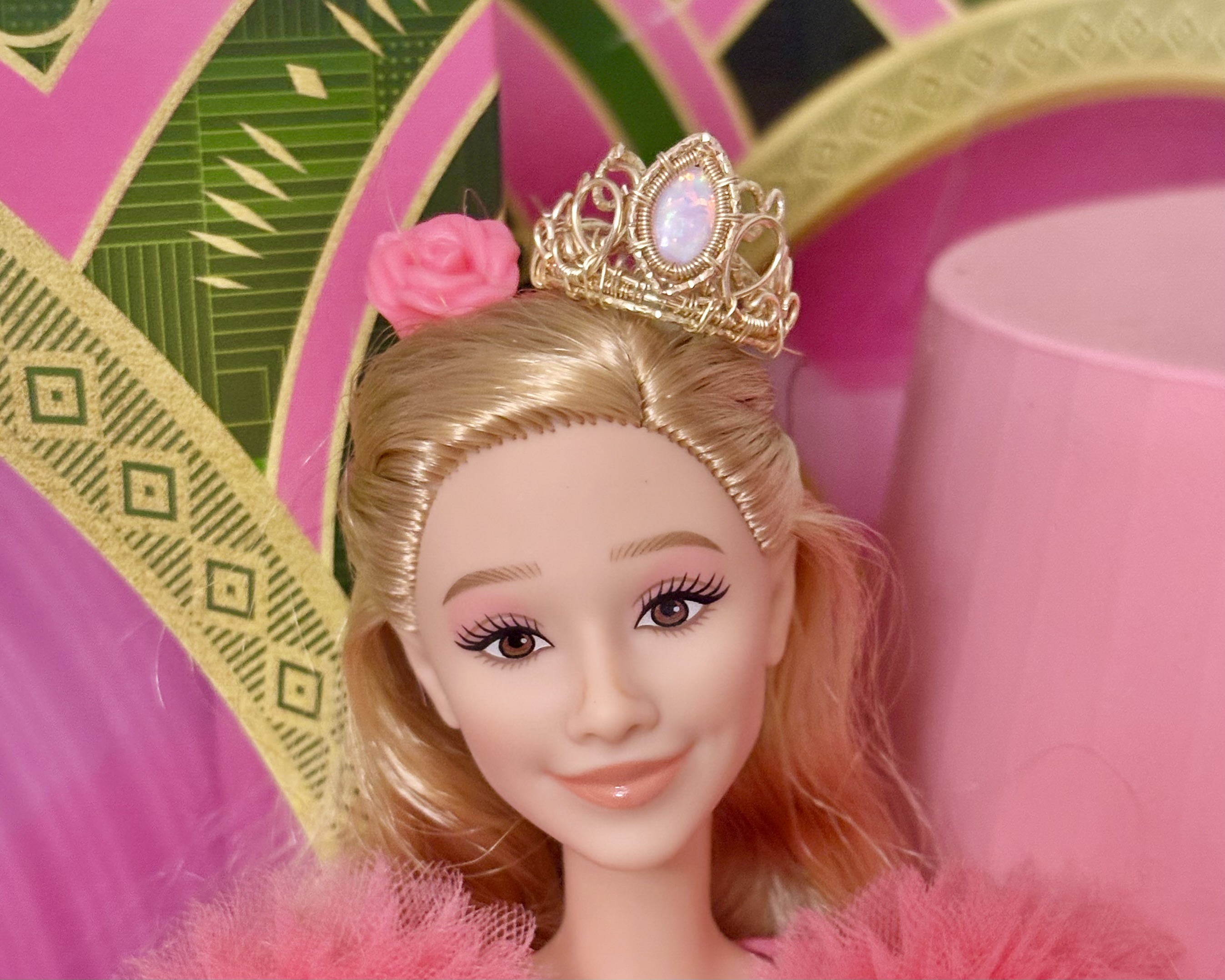 ティアラモチーフのジュエリー