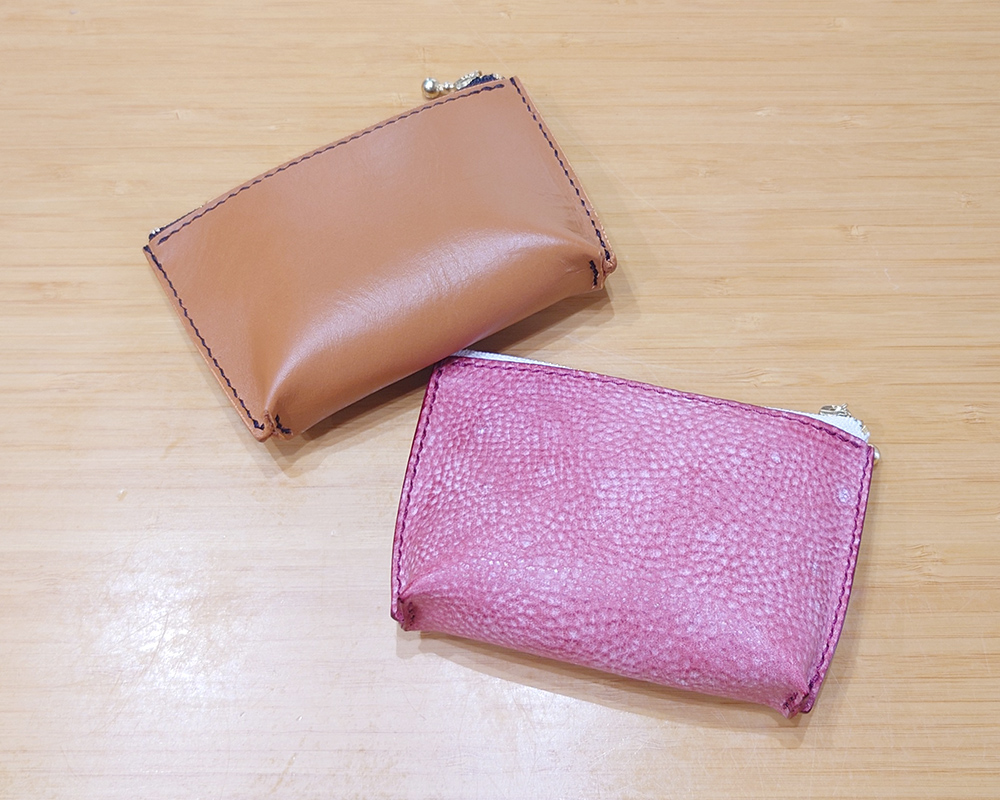 A5サイズのレザーでつくれる小さなマチつきポーチのご紹介