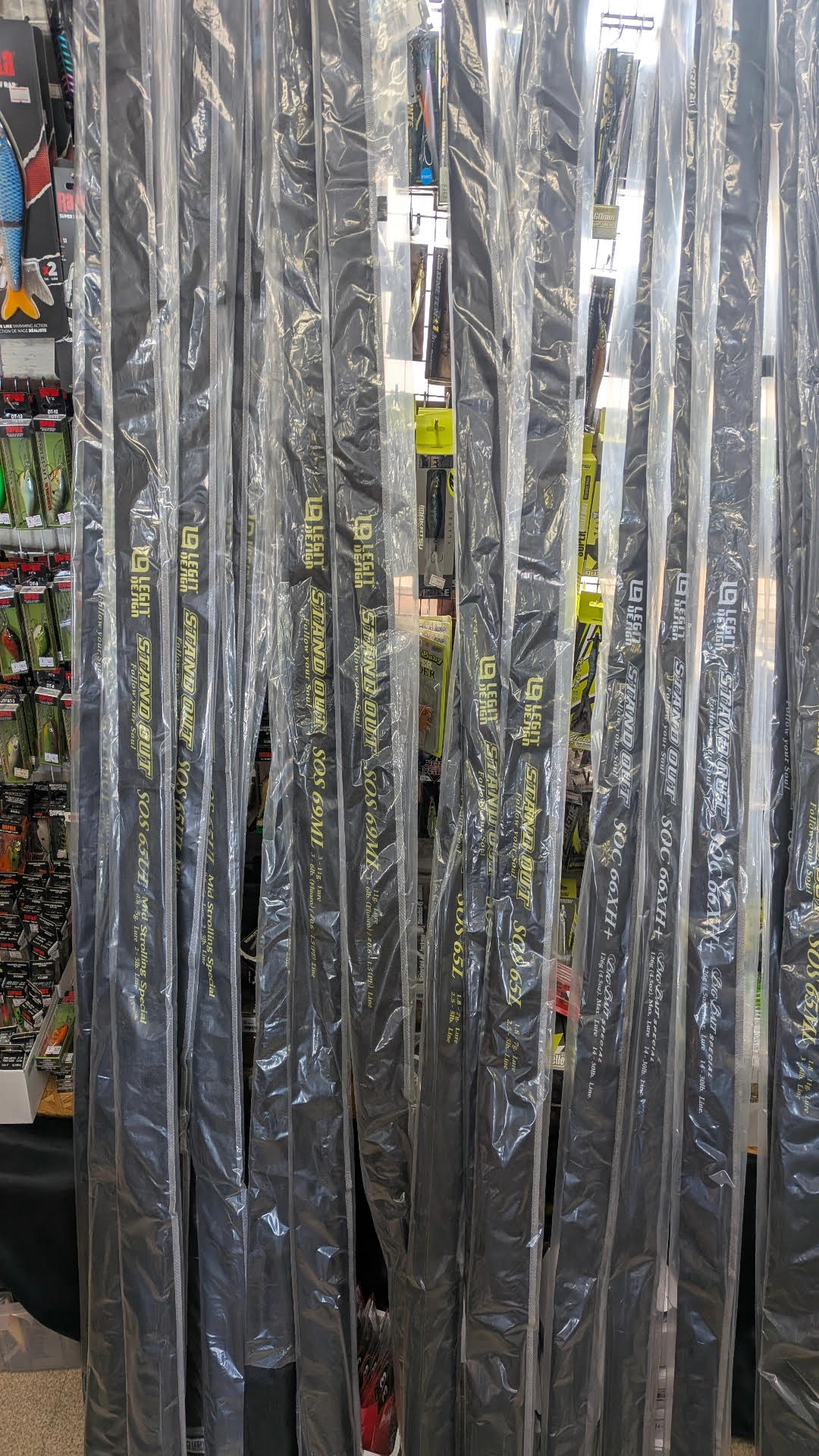 レジットデザイン　スタンドアウト大量入荷