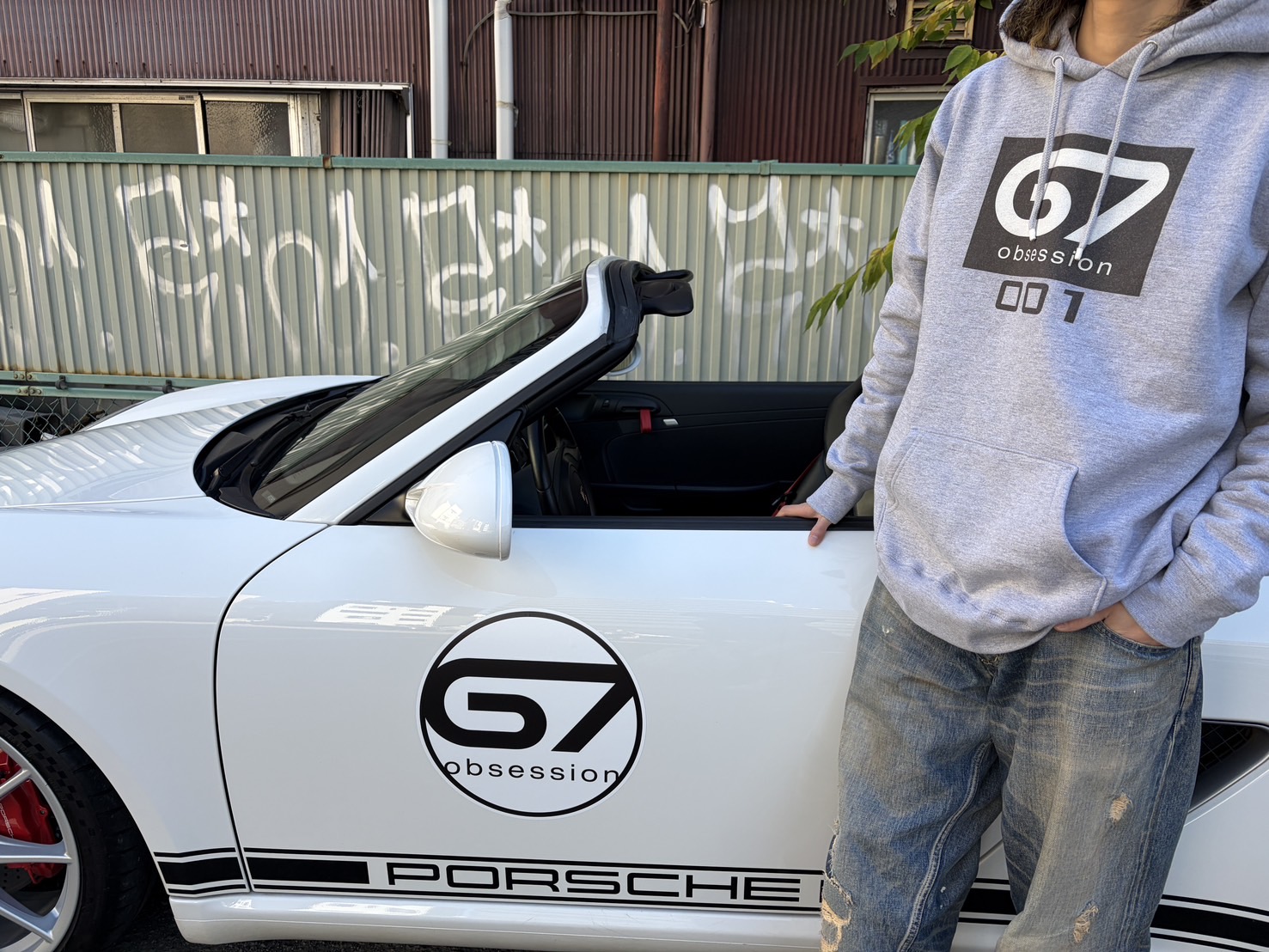 ロクナナ オリジナルパーカー 撮影