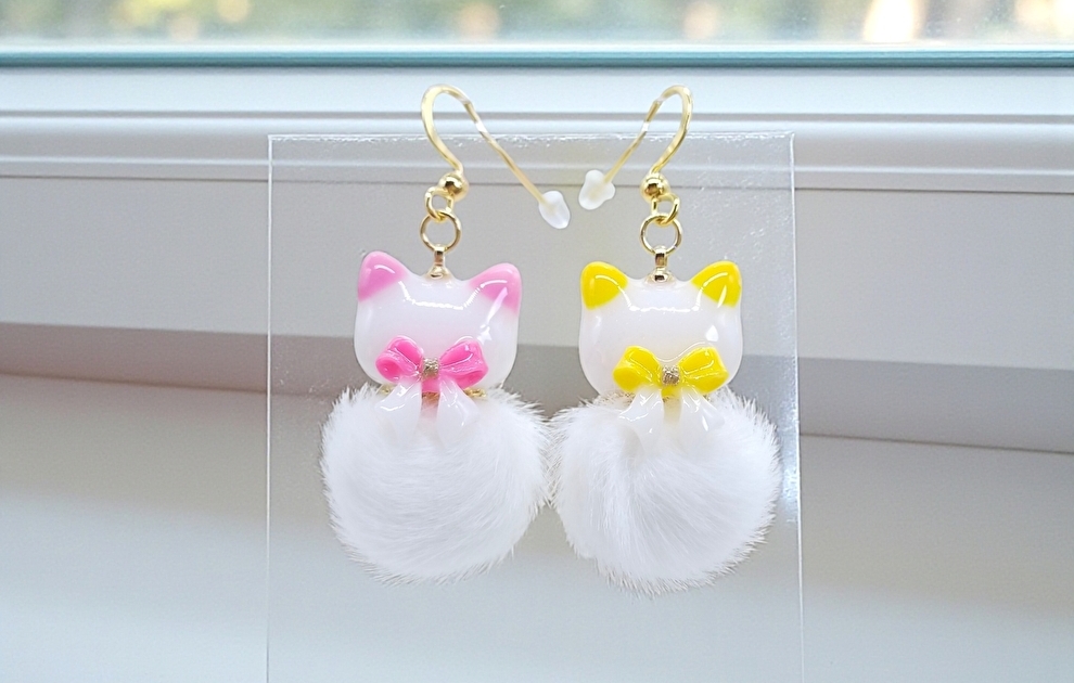 ファーピアスにホワイトが仲間入り