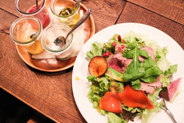 保存料なし！毎日食べたい「自家製はちみつドレッシング」レシピ