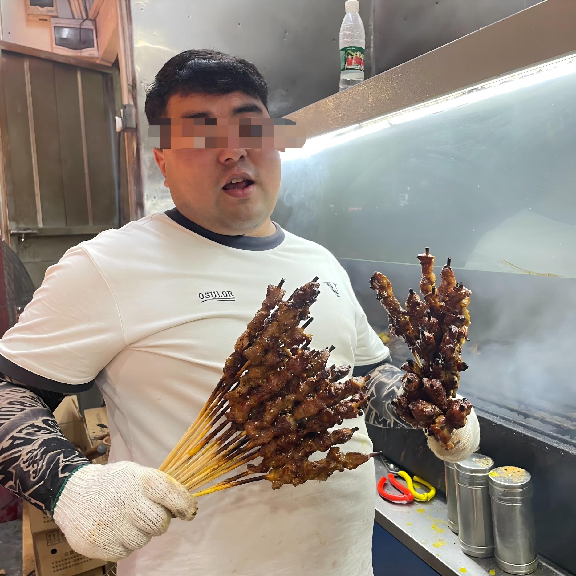 中国に行ったら何を食べる？