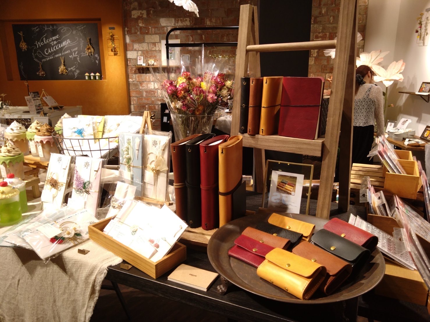 舞浜イクスピアリ1F「cuccuma museum」にて店頭販売を開始することになりました✨