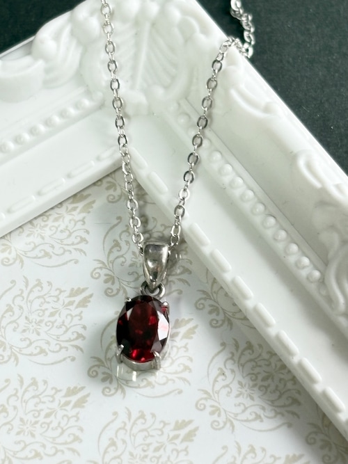 愛と実り♡ガーネットネックレスが入荷しました♡