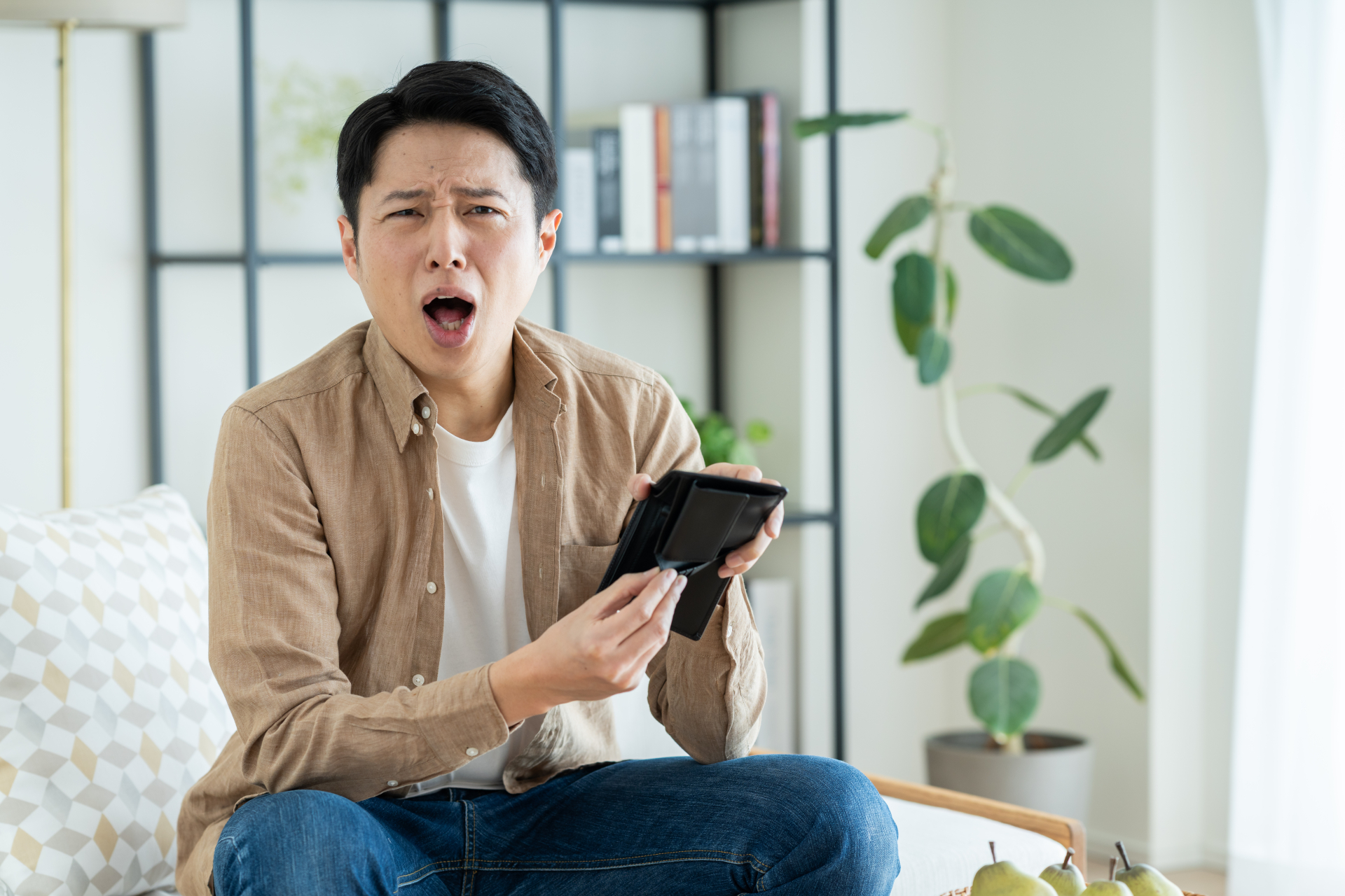 金運を下げる財布の扱い方5選！お金との関係を見直すヒントになるかも？