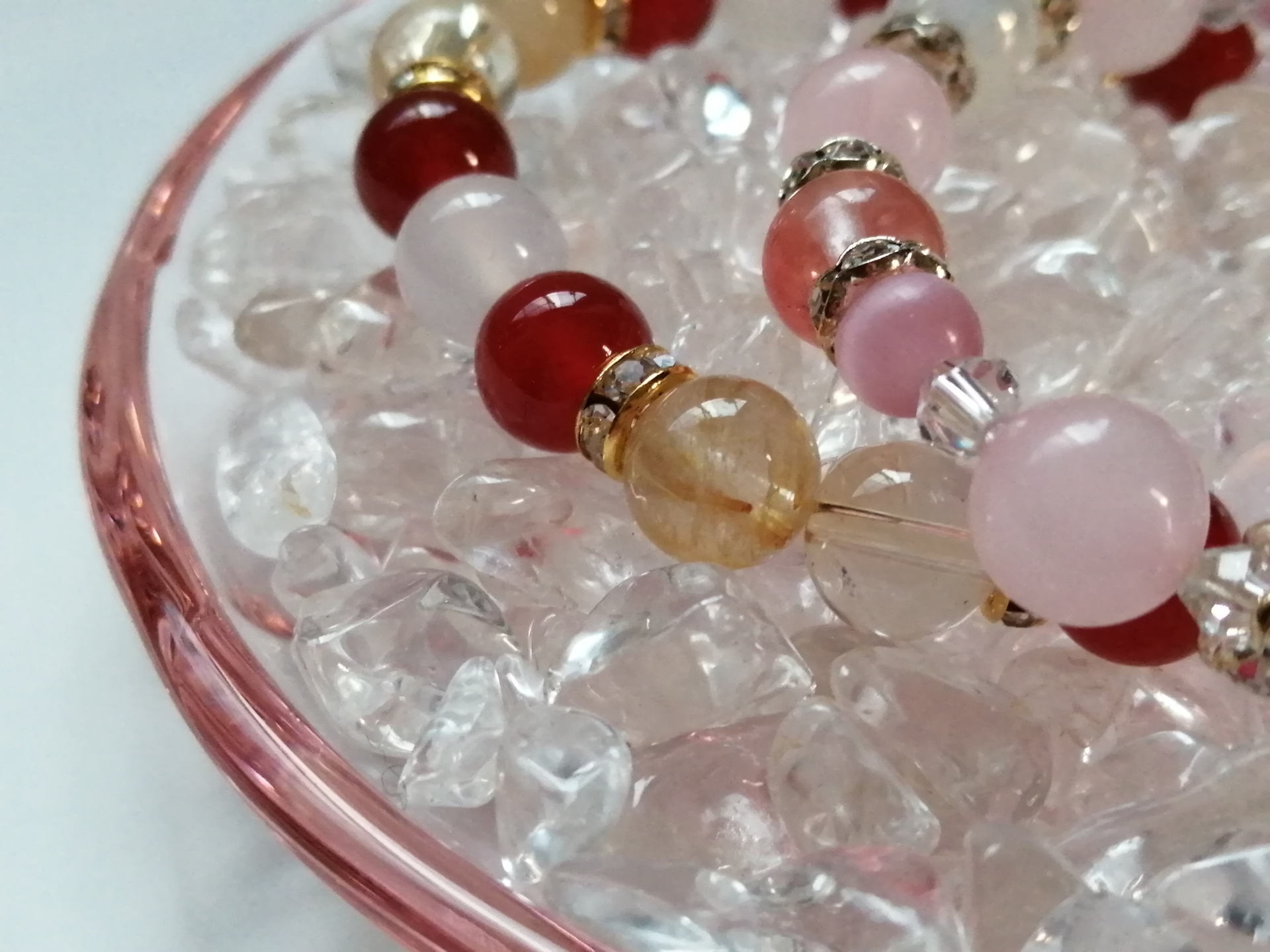 パワーストーンの効果は本当？本当の役割と依存しない考え方