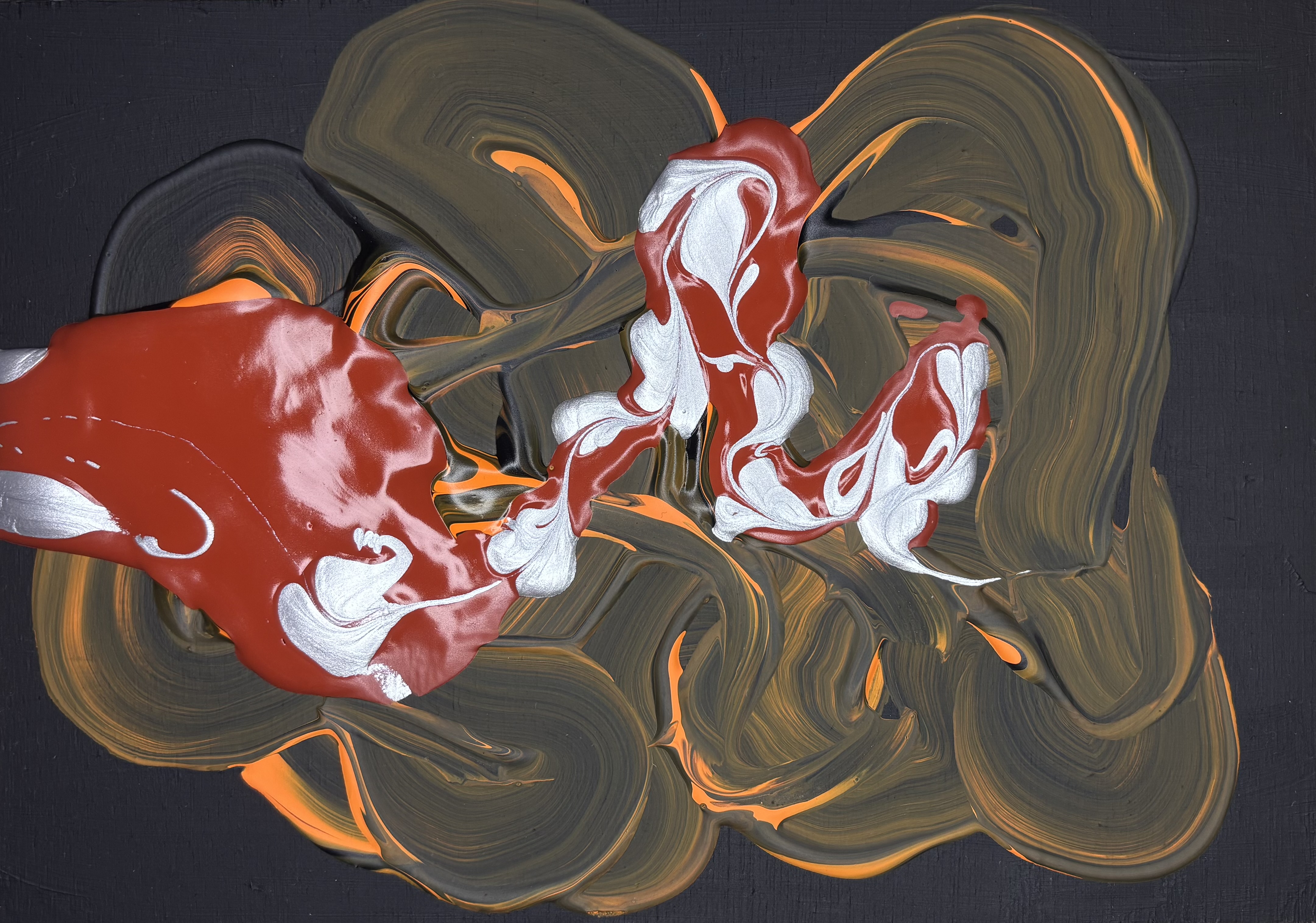 蠢く悩み、それを打ち消す…