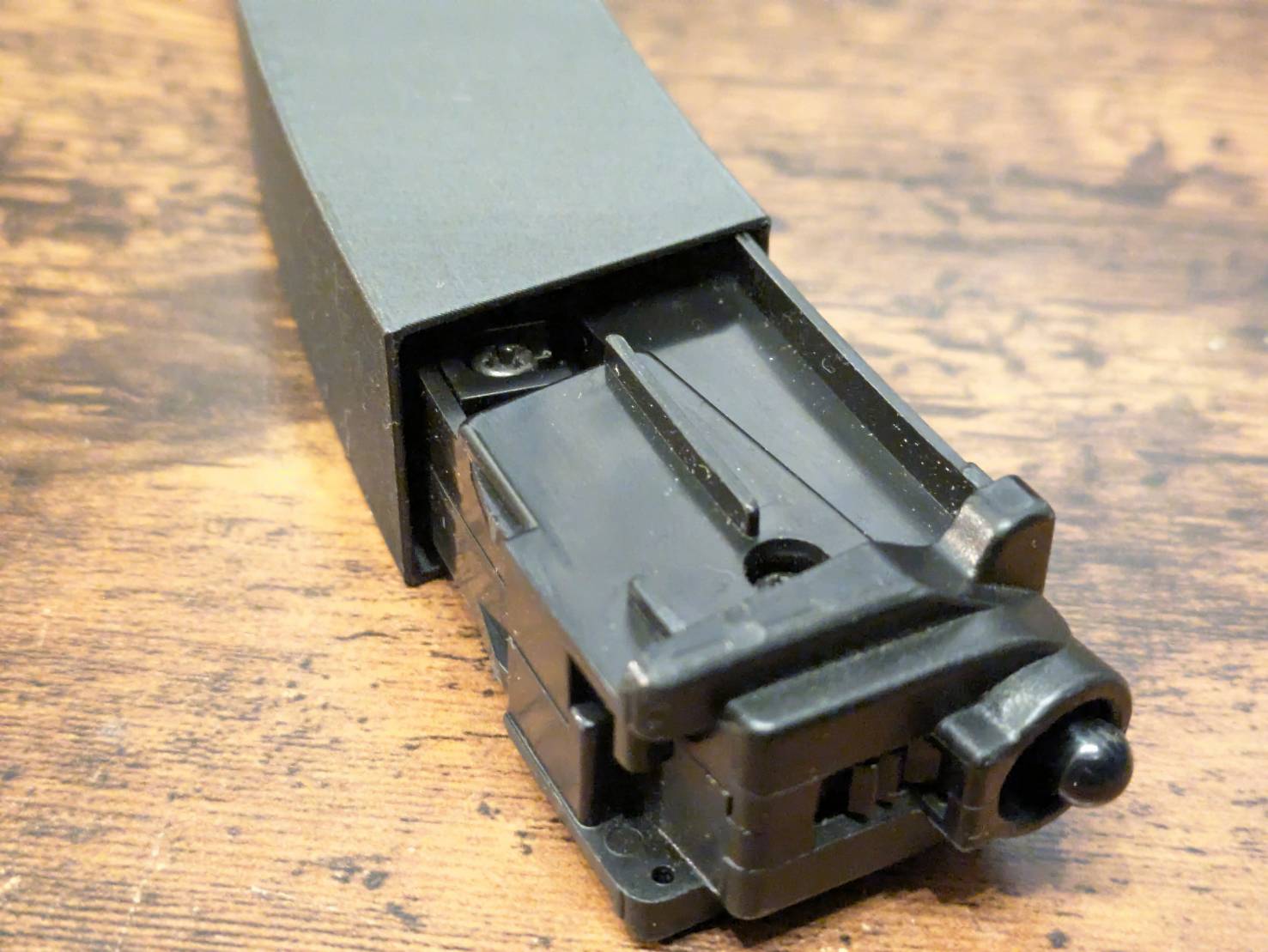 【MAG JACKET 開発ストーリー Vol.2】現代の魔法と 5秒で割れる箱バナナ