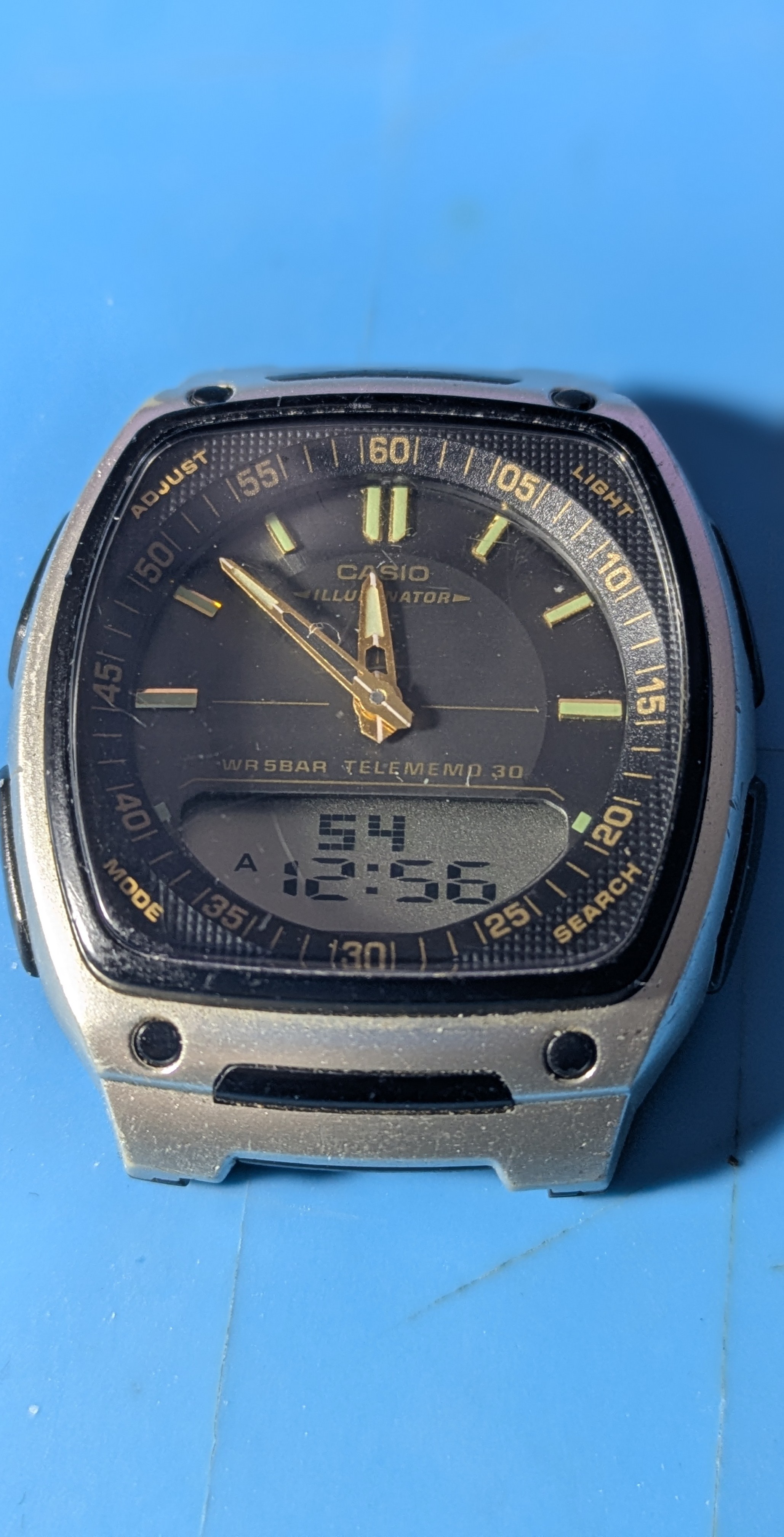 CASIO AW-81はカッコいいのか？