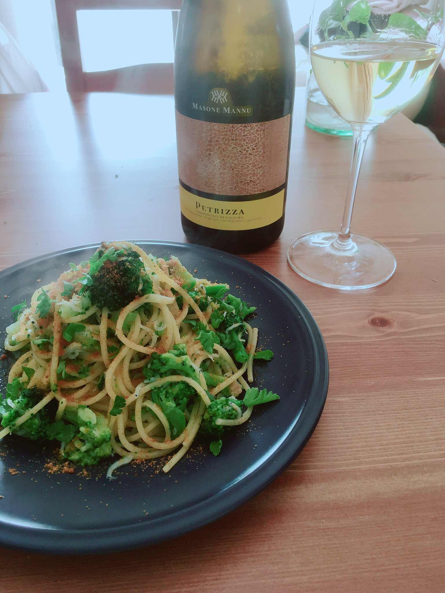 しらすとブロッコリーとからすみのスパゲッティとヴェルメンティーノガッルーラ