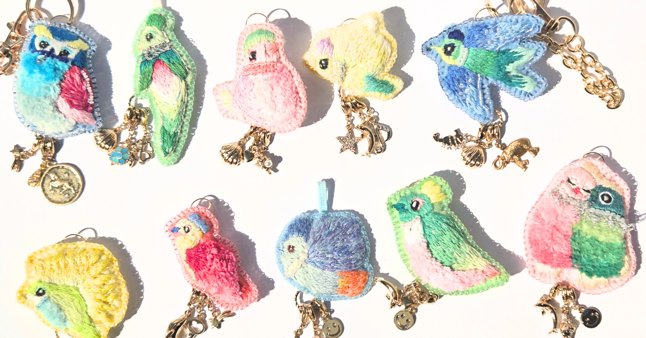 鳥の刺繍のお守りをお届けする理由
