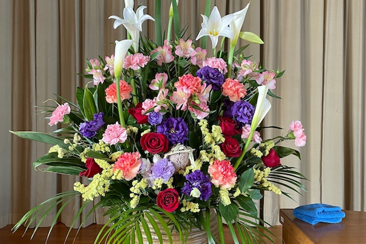 島田市花屋 演台の花(つぼ花)