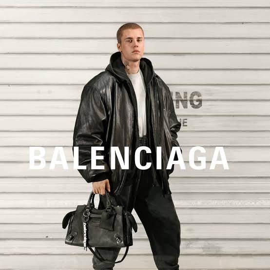 BALENCIAGA(バレンシアガ)の歴史