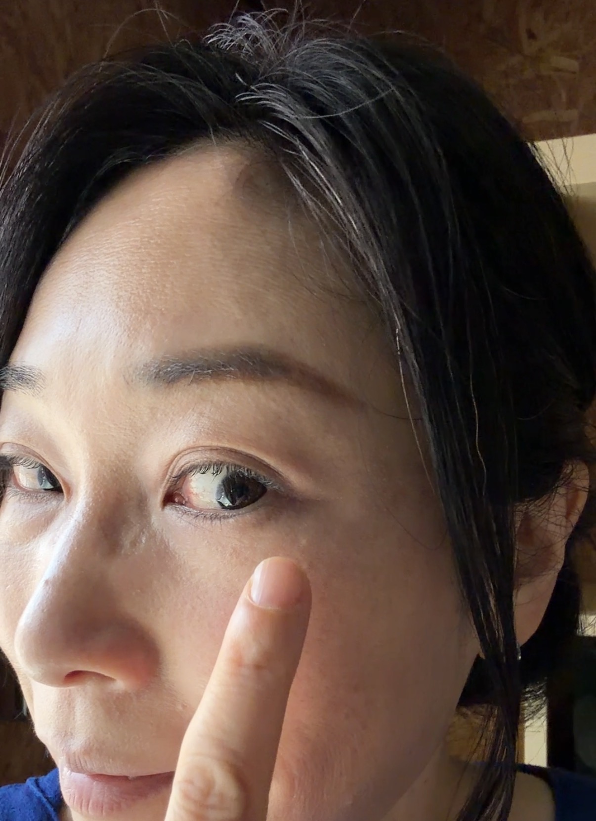 # 念願の涙袋が出没？！  ## クマに悩んだ私の目元に起きた変化