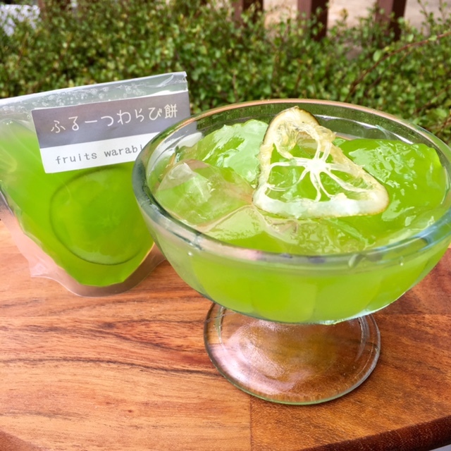 夏の定番「ふるーつわらび餅」
