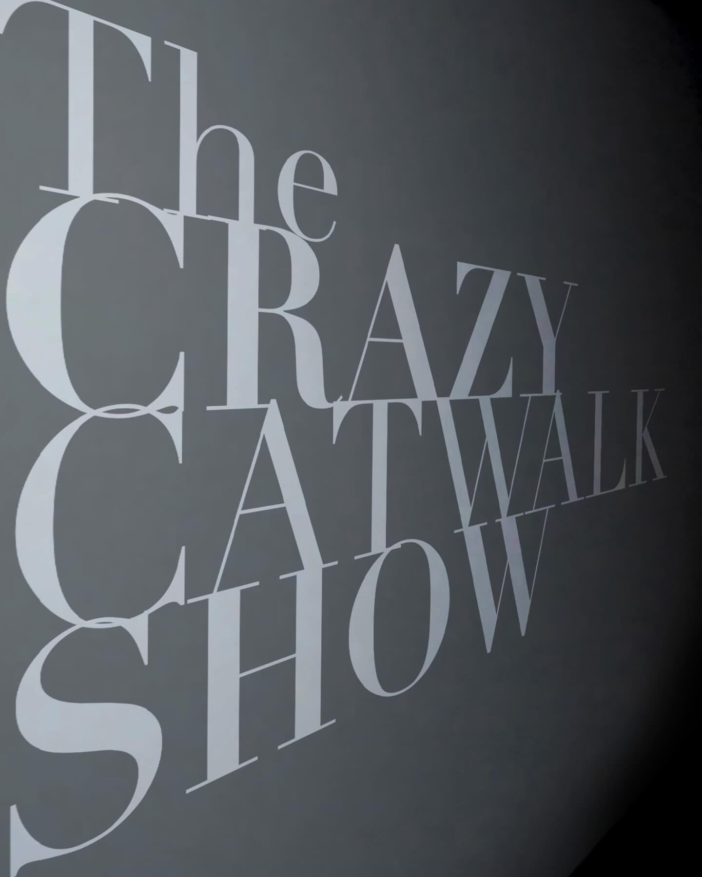 メゾンクローズ最新ランジェリー世界【YOUTUBE 】THE CRAZY CAT WALK SHOW