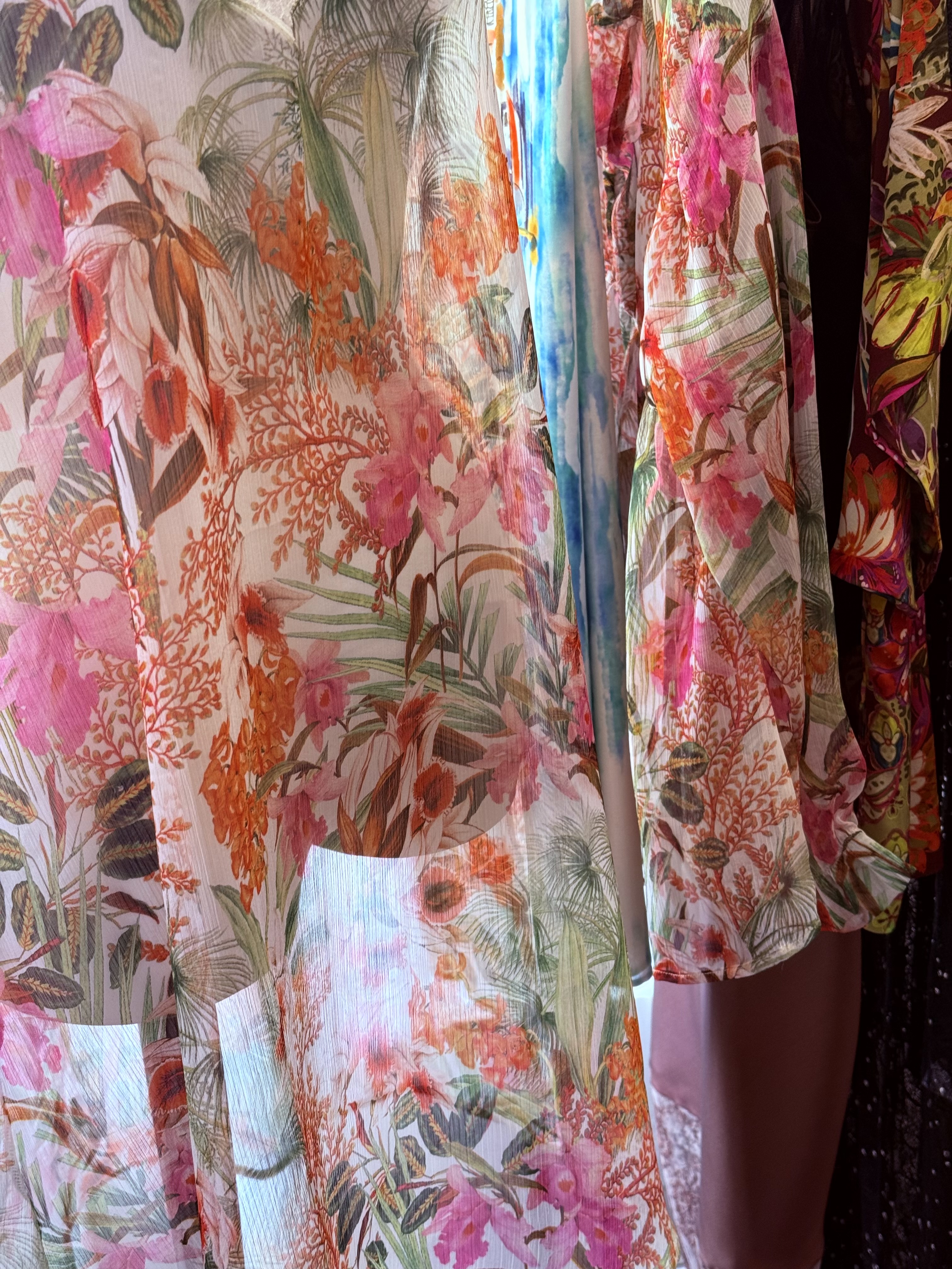 4月店内動画【YouTube】更新しました🌸🩷誘惑が止まらないランジェリーの世界