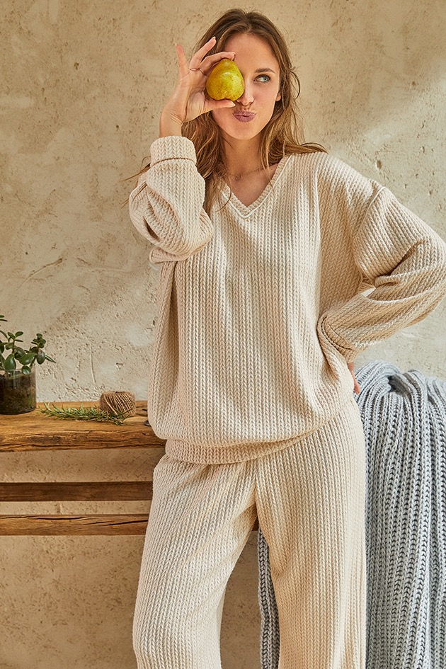 LE CHAT AUTUMN - WINTER 2025  〜今この瞬間に捧ぐ賛歌〜 入荷しました