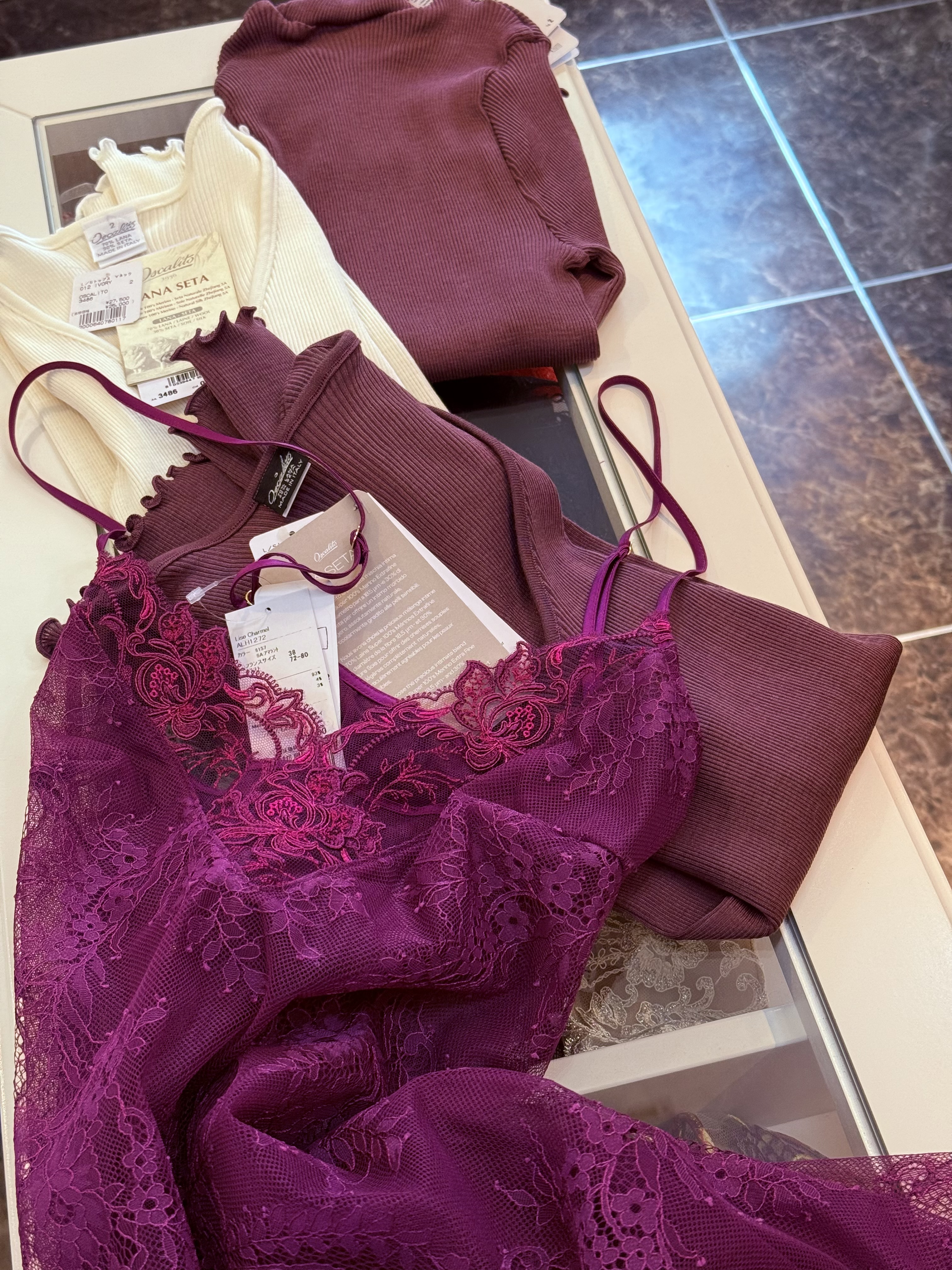 好きが溢れる世界【YouTube】ランジェリー日記　