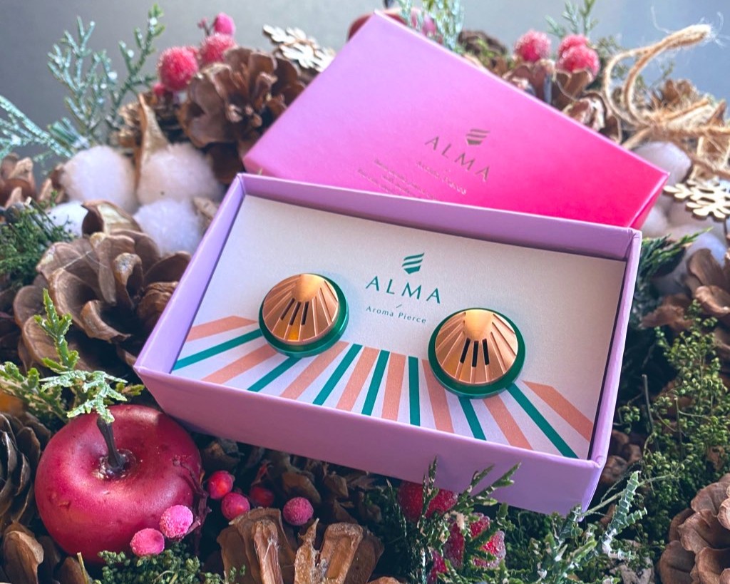 クリスマスギフトはお決まりですか♪