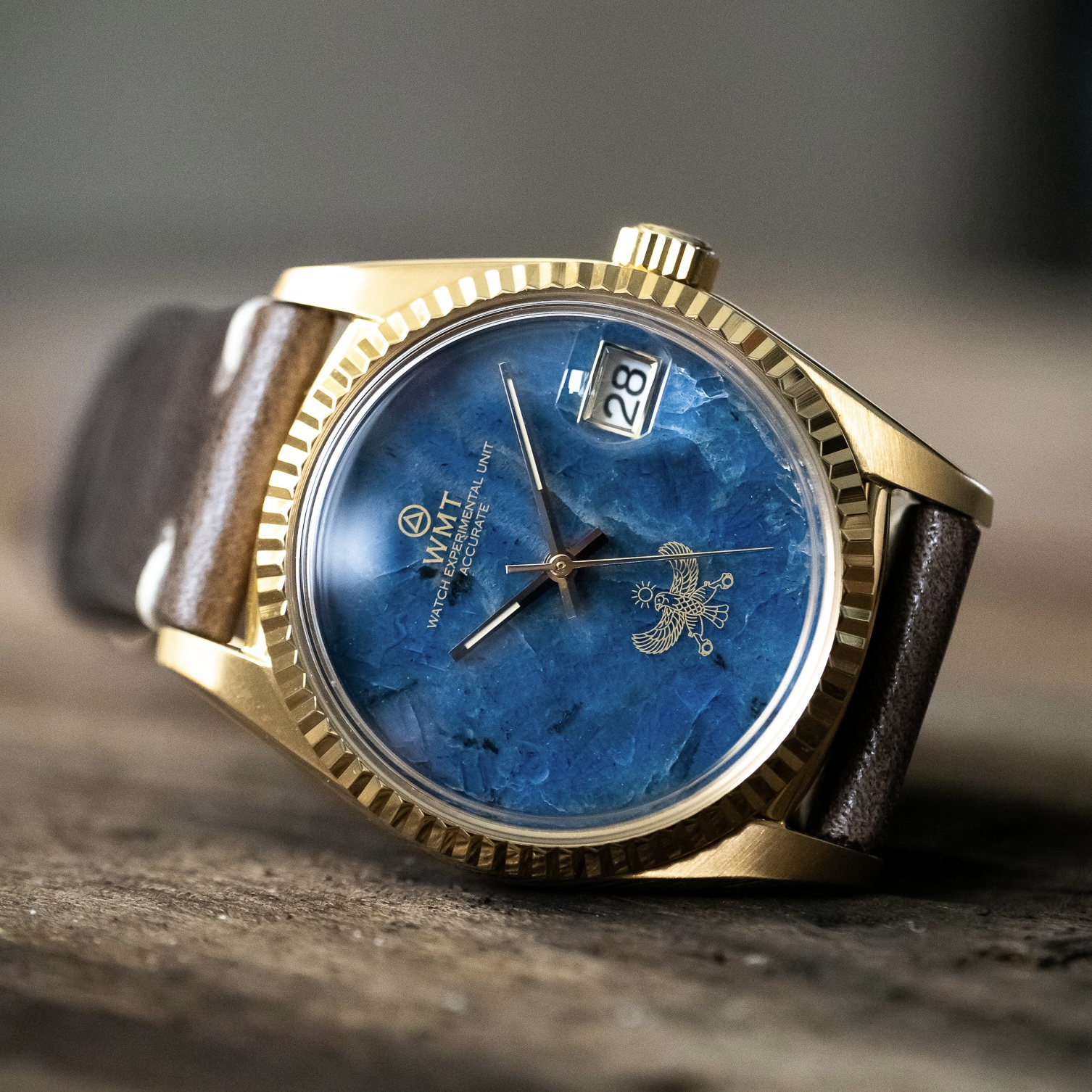 Cabochon 天然石✨ダイアルシリーズに、ブルーラブラドライト・ダイアルが登場します