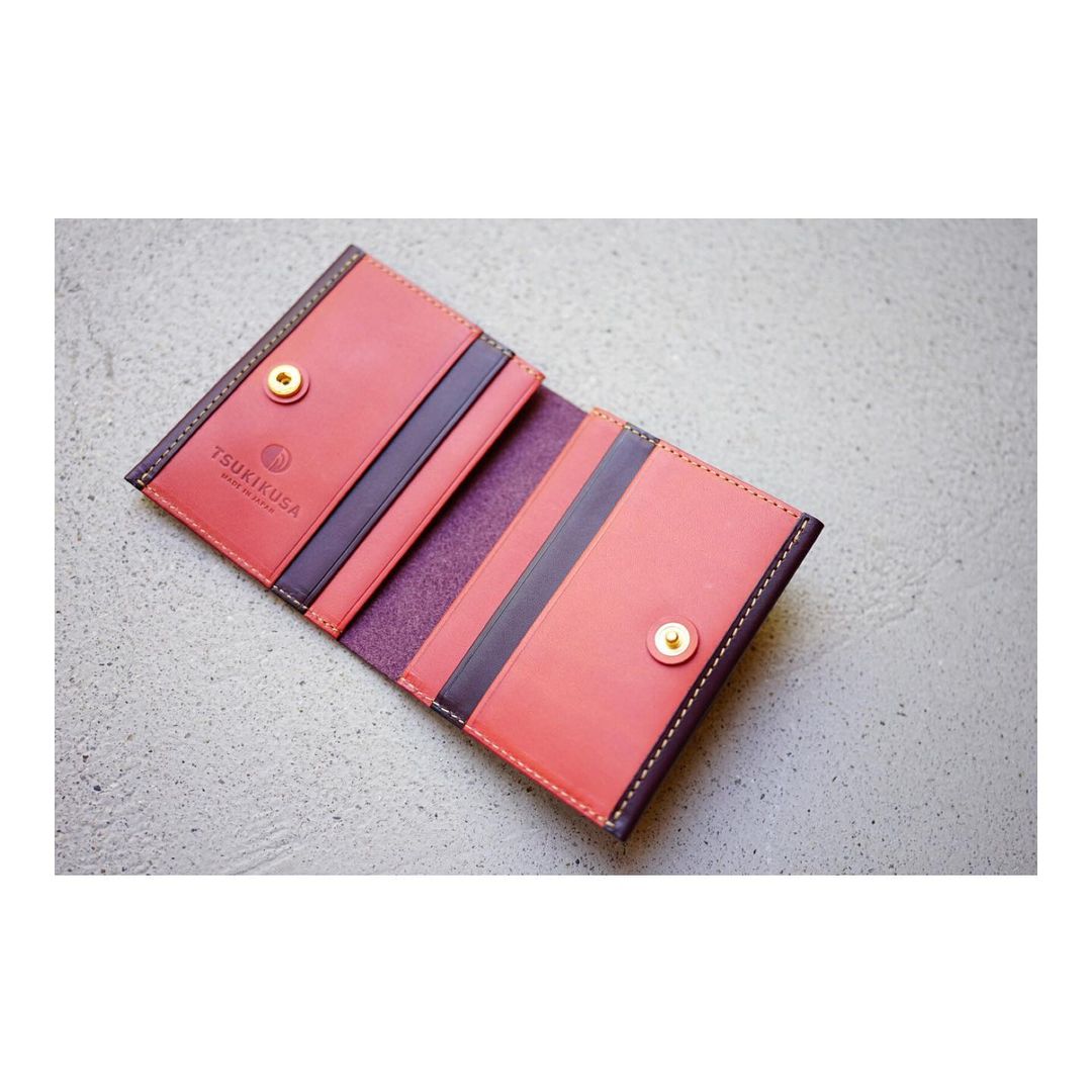 〈カラーオーダー〉 コンパクト二つ折り財布（小銭入れ外付き）