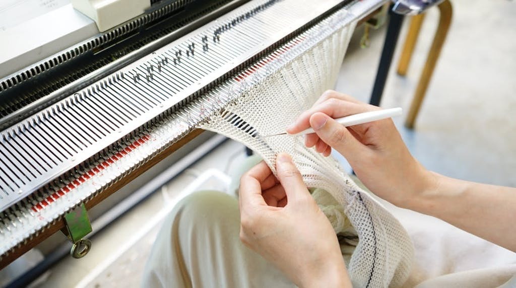 鎌倉の就労支援事業所さんに編み機の貸し出しをしました。