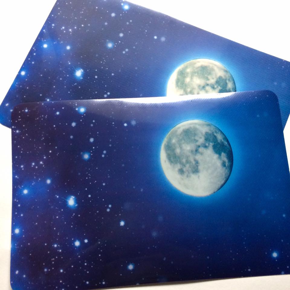 夏と言えばプラネタリウム！ご自宅のテーブルウェアも宇宙にしませんか？☆彡宇宙ランチョンマット販売中！