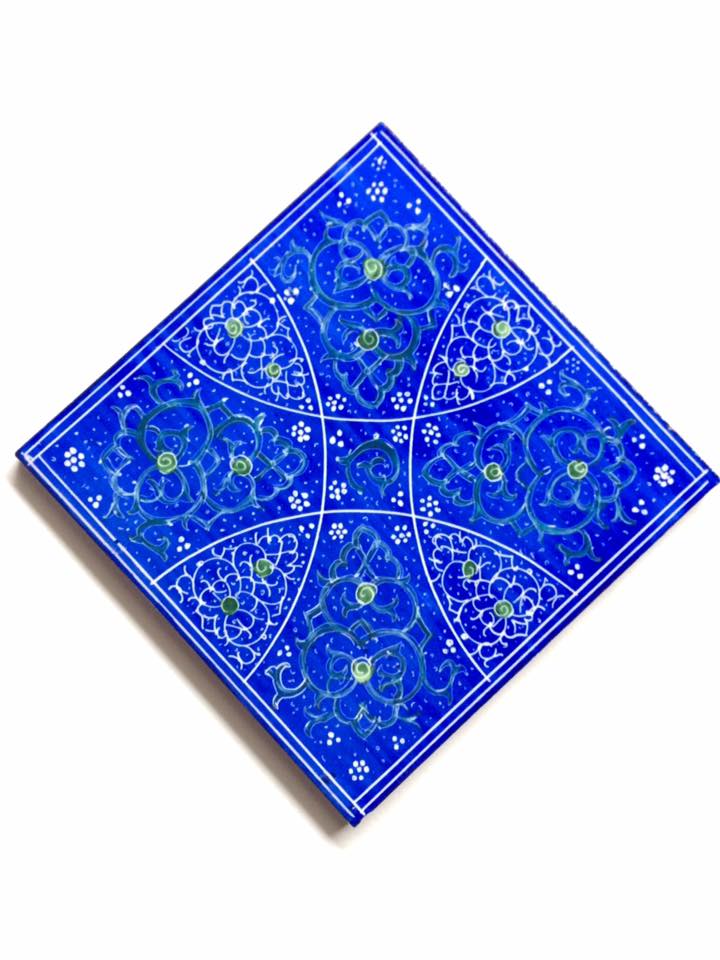 もう手に入らない！手描きのイランタイル☆