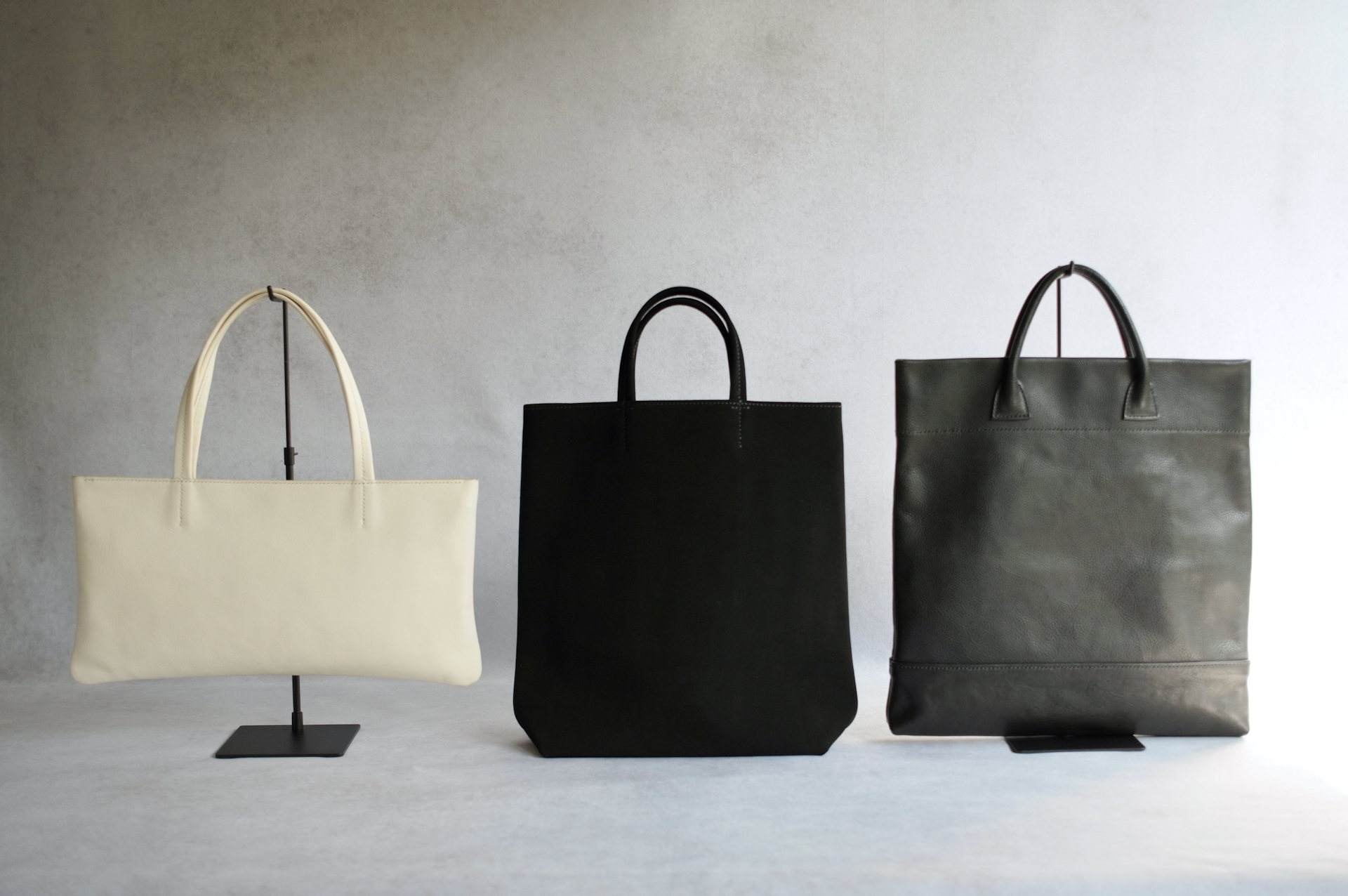 期間限定で在庫販売いたします!第6回目は「WHITE」「NAVY」「その他の色」「異素材」です。