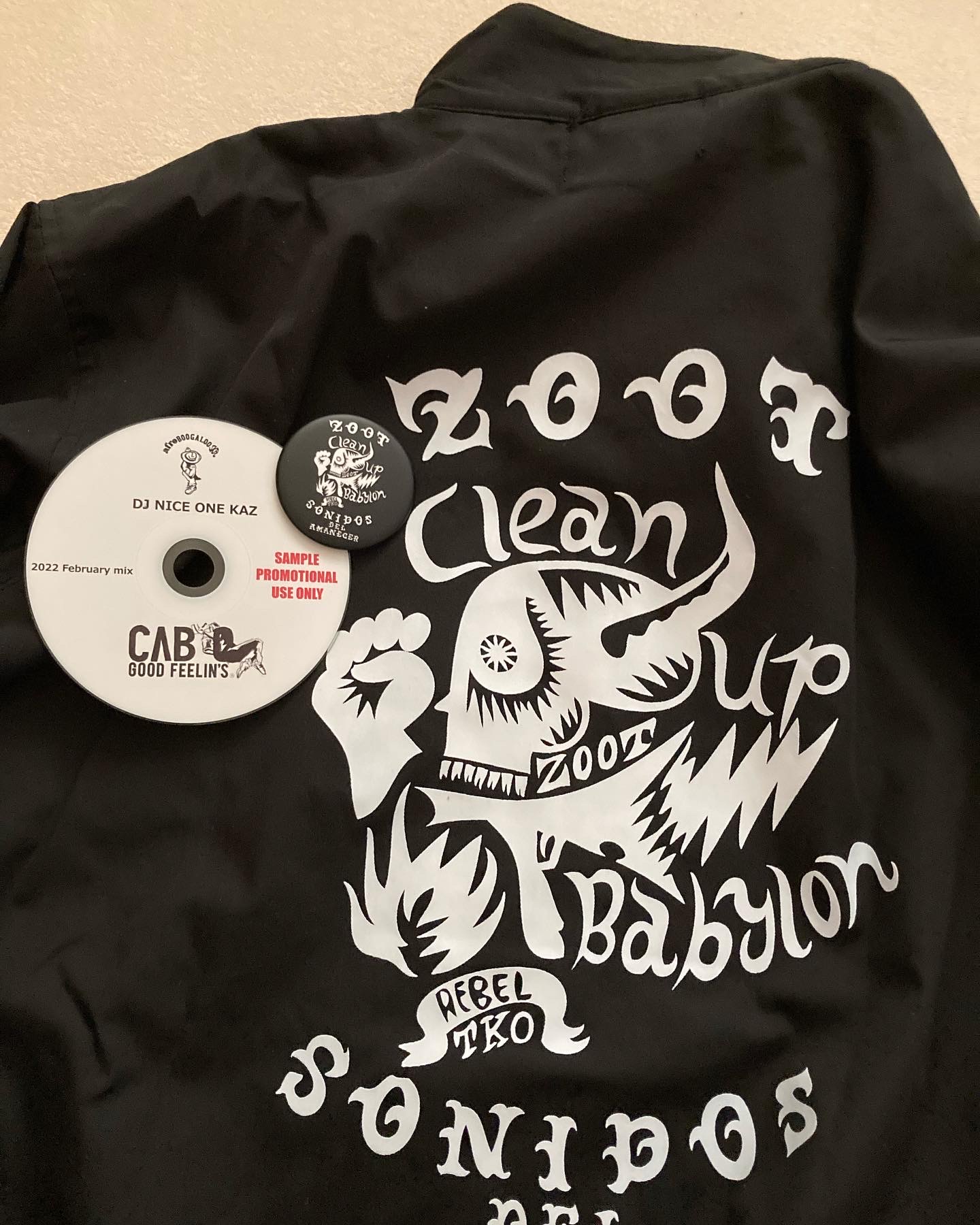 2月23日発売