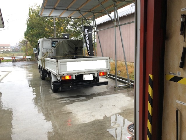 入荷致しました。　そして大工作業も・・・