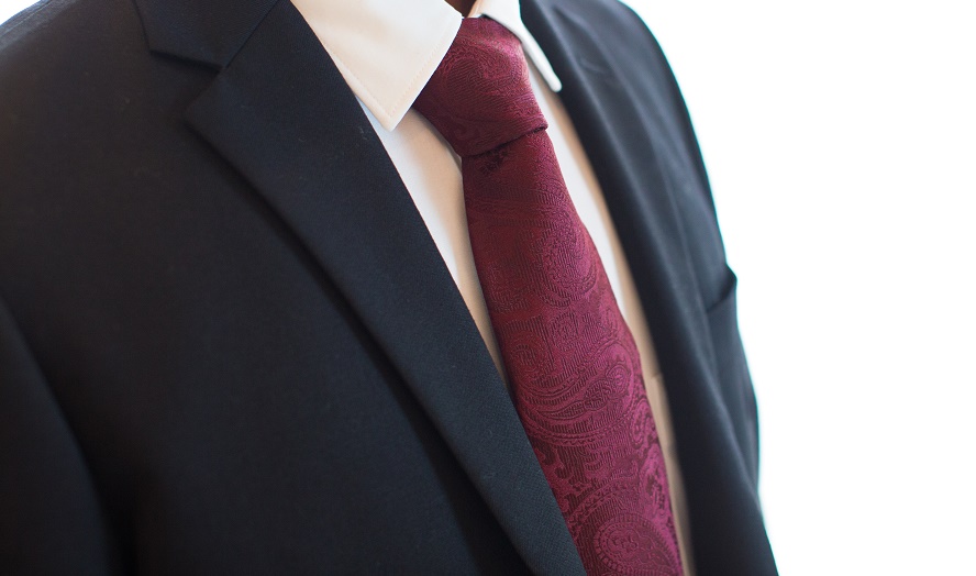 一本でスタイルを整える！創業50年の縫製のプロが手作業にこだわって仕立てた極上のネクタイ!