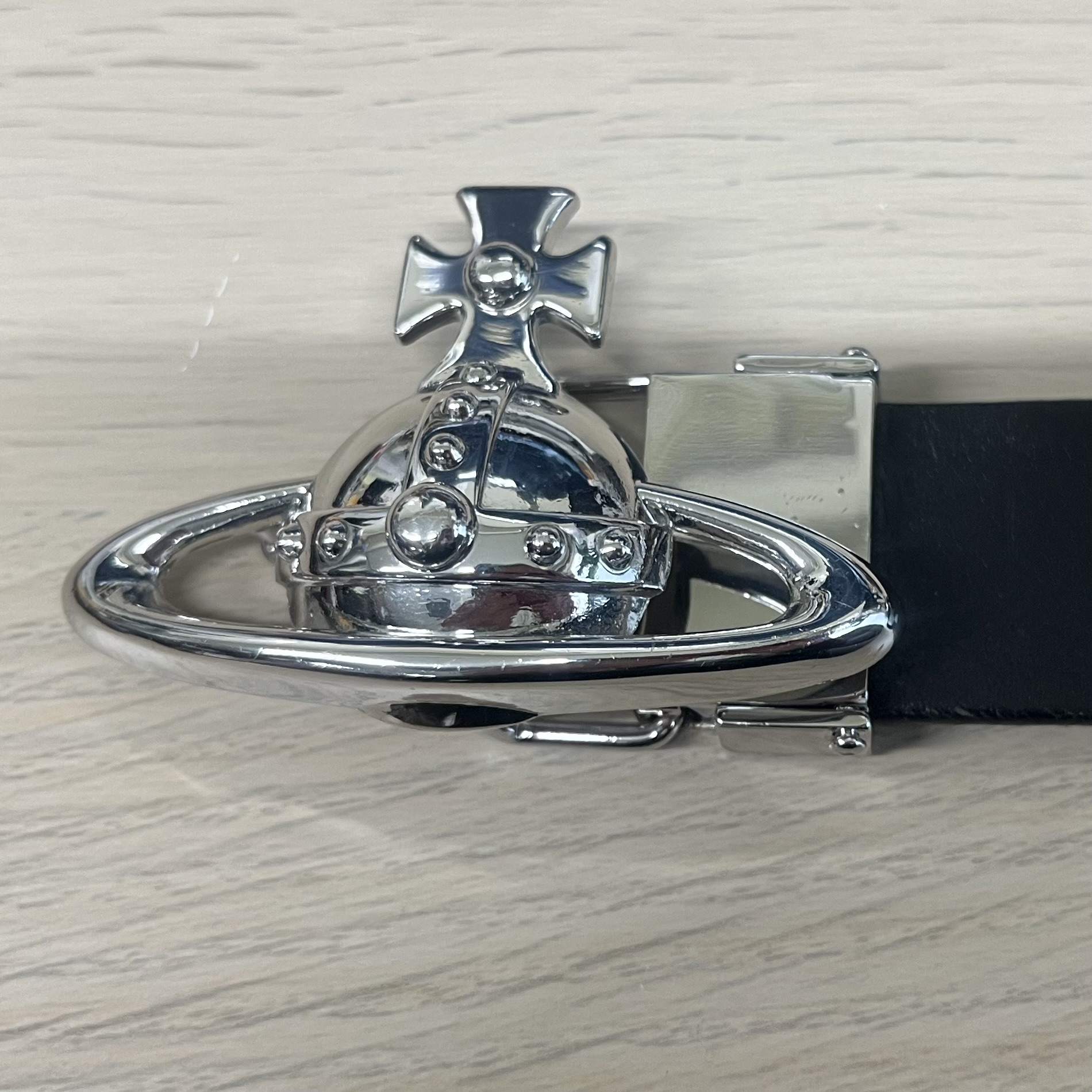 SMALL ORB BUCKLE Belt（VivienneWestwood社製）　バックル破損修理