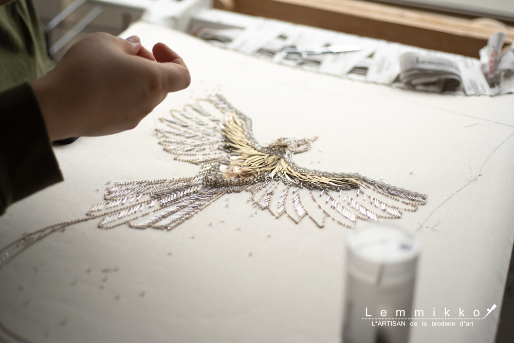 – atelier – 鳥の刺繍