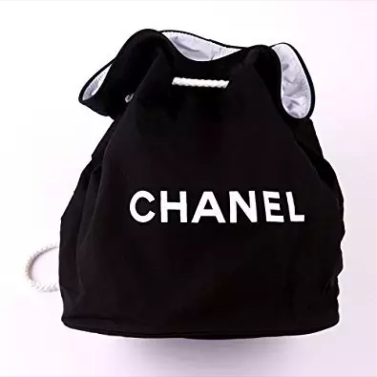 大人可愛い❤️CHANEL キャンパスリュック