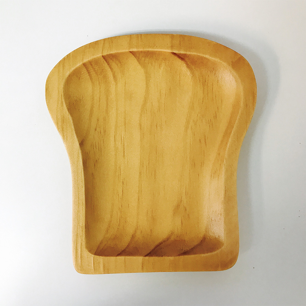 パンをのせたくなる木製ブレッドトレイ
