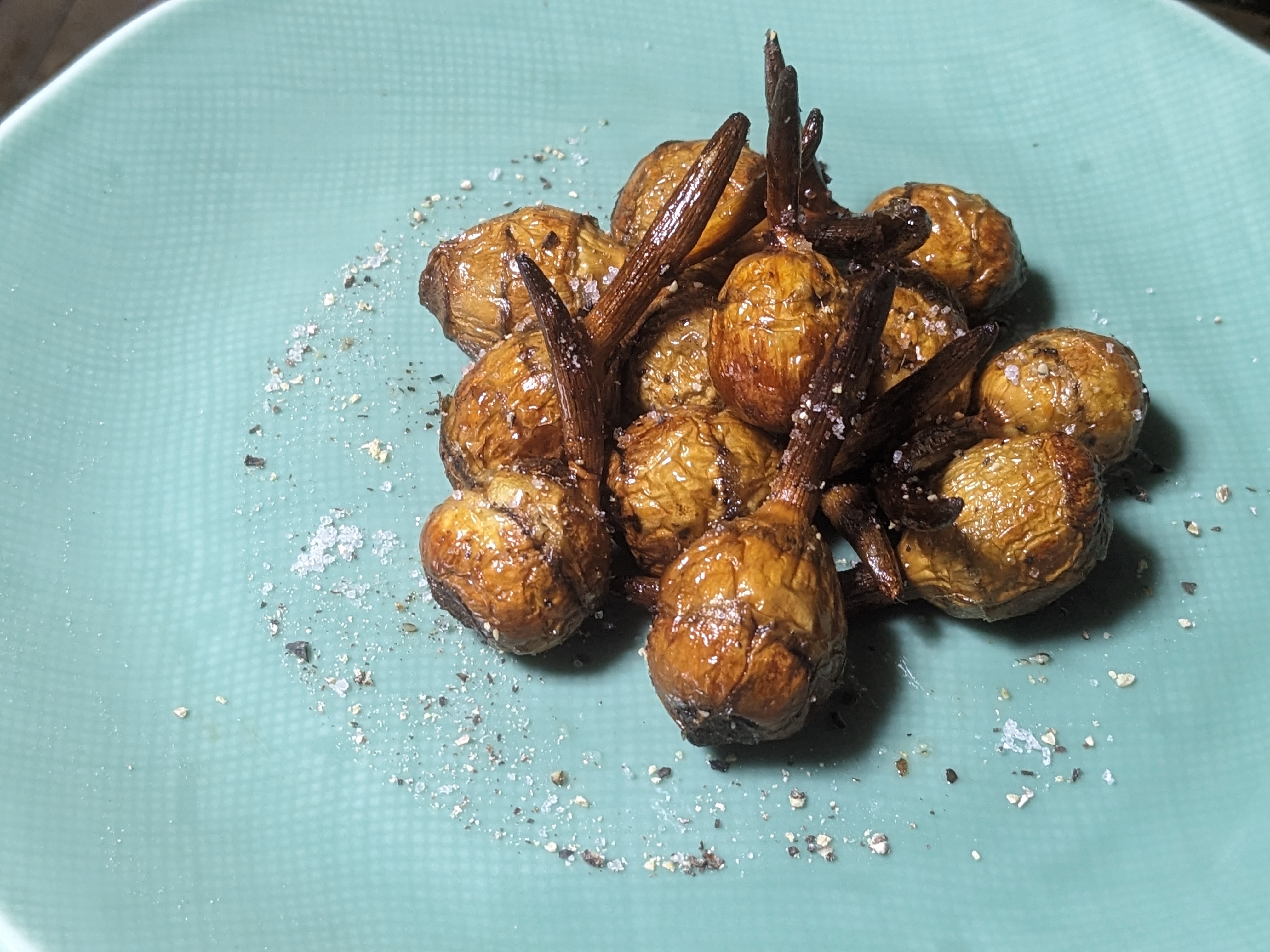 くわいの素揚げ×塩コショウ