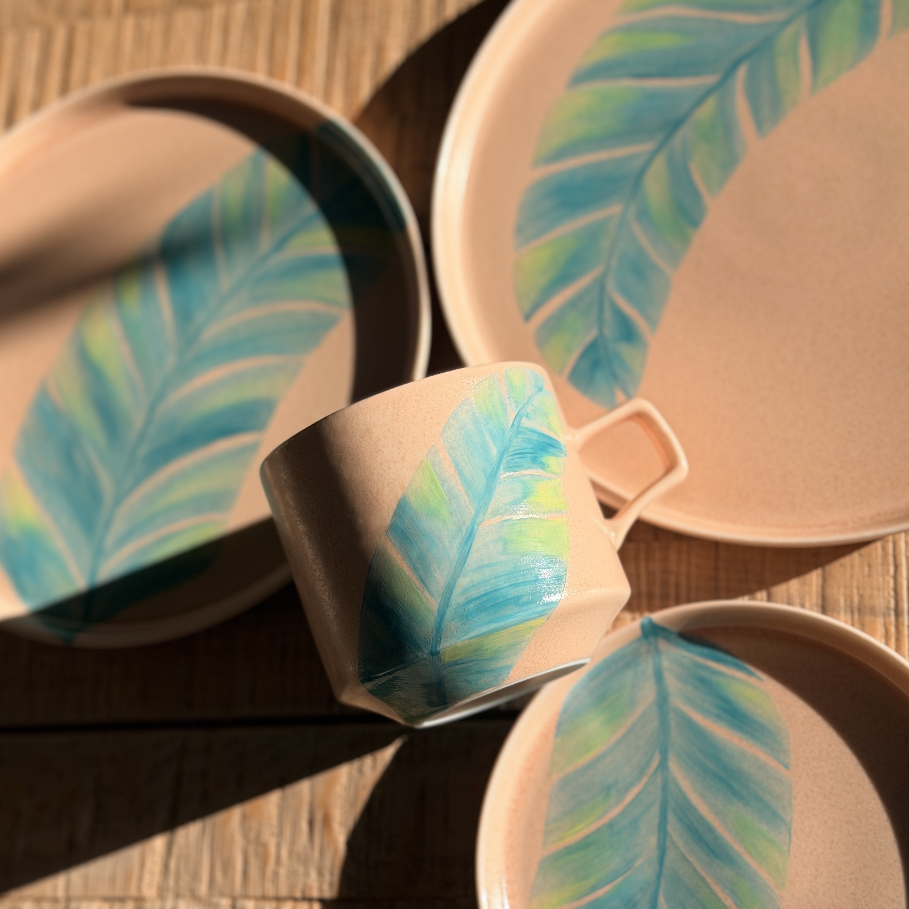 【新作】憧れの「ピンク・パレス」の風を食卓へ。Pink Palace Garden販売開始しました